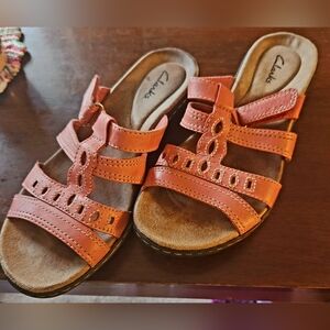 Clarks Bendable strappy wedge sandals